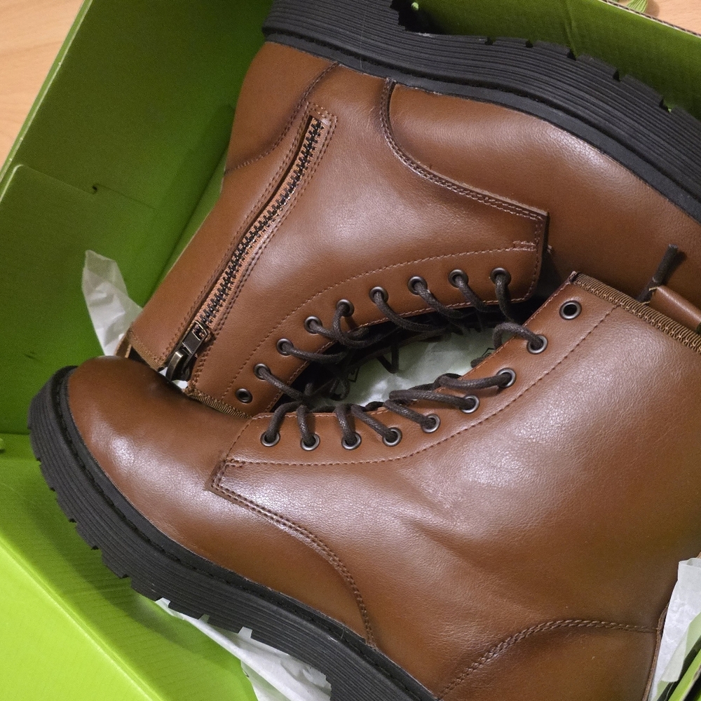 Men Zip Up Boots